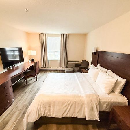 West Edmonton Mall Inn Exterior photo